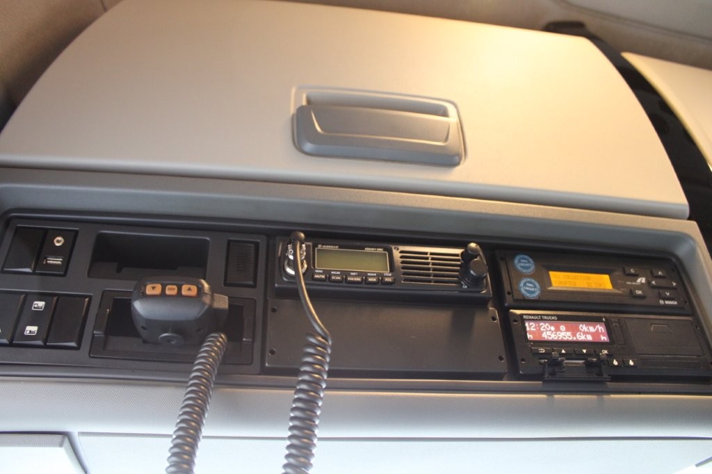 RENAULT T 480, NAVIGACE, SECONDARY AIR CONDITIONING